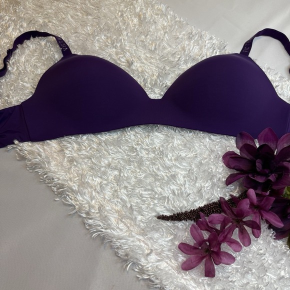 Victoria's Secret Other - Victoria's Secret Bra 32DDD T-Shirt Lightly Lined Wireless Convertible Purple